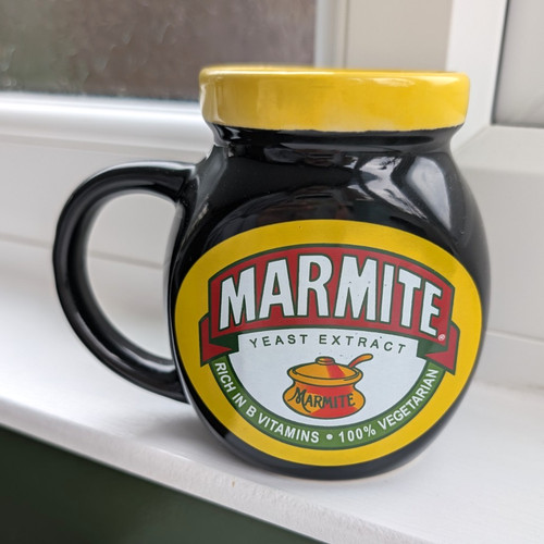 Marmite jar shaped - marmite, black