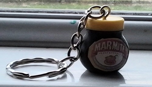 Gift marmite keyring - 😃😃gift,